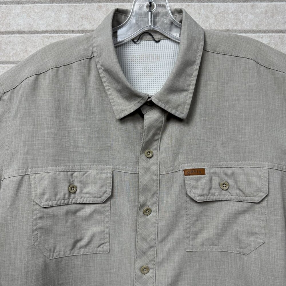 Orvis Men’s Short Sleeve Button Up Shirt Dual Flap Chest Pockets Size XL Tan - Picture 3 of 10